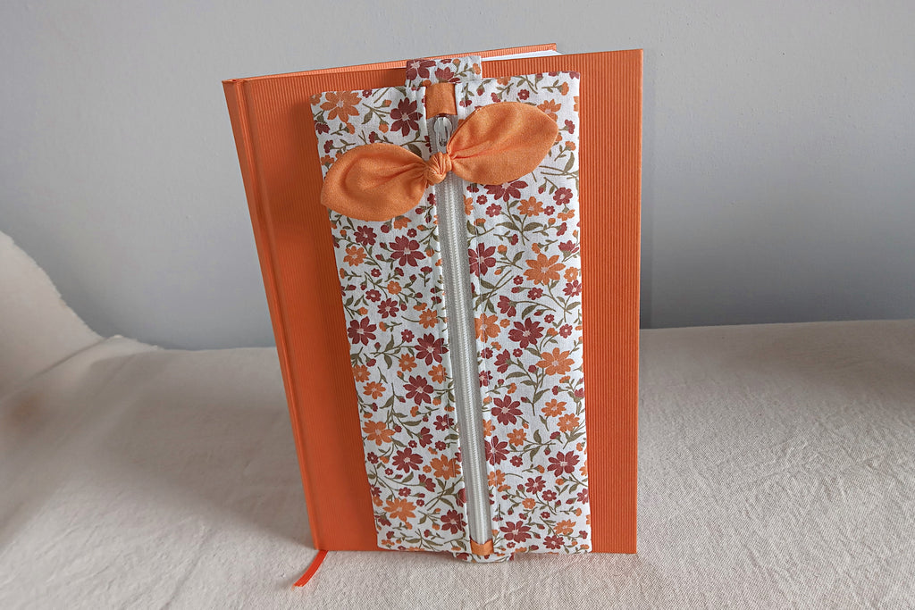 Astuccio da agenda piccolo Fiorellini arancio - Cotone 100%, artigianale