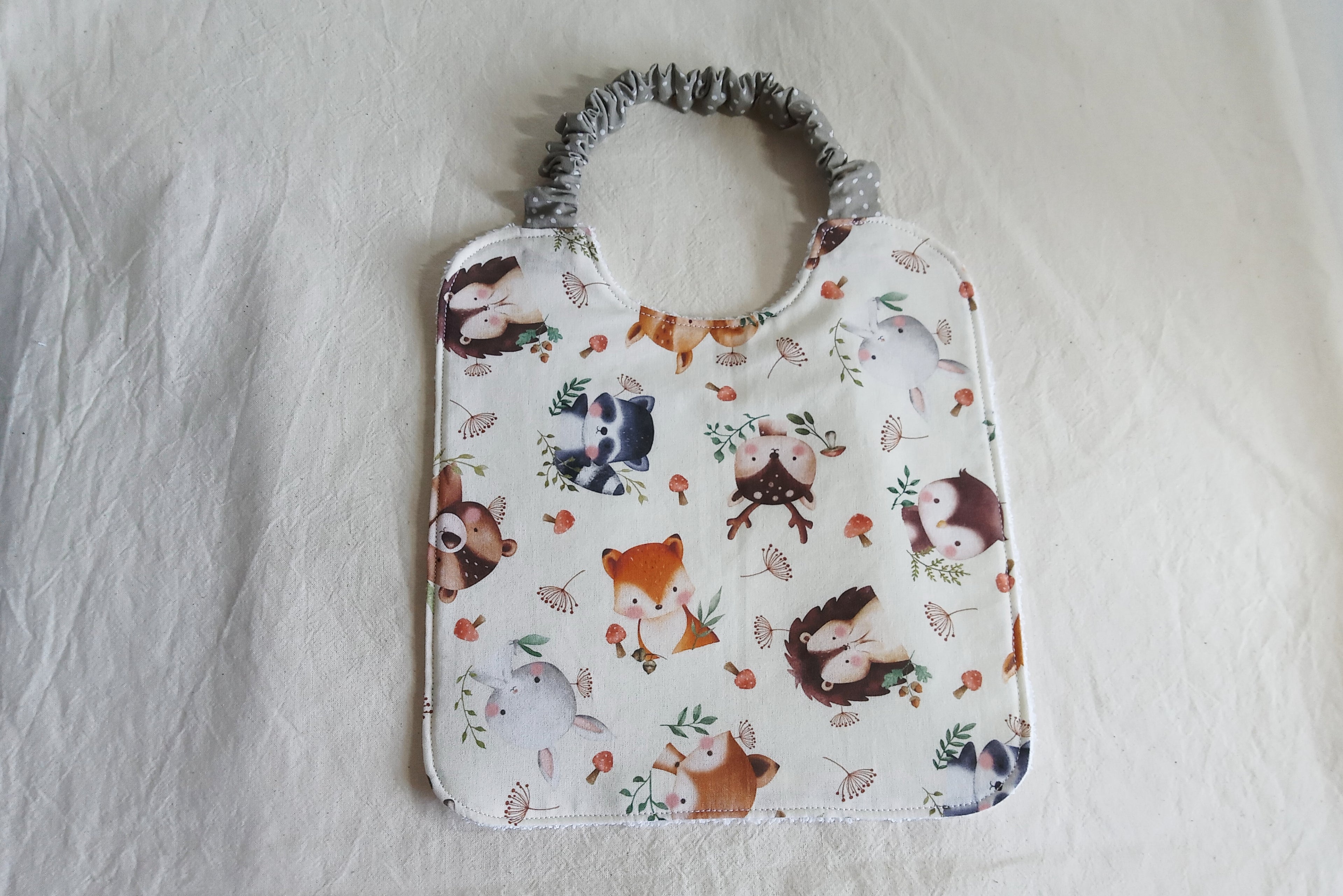 Bavaglino con elastico 1-2 anni - Ideale per asilo nido (Personalizzabile)