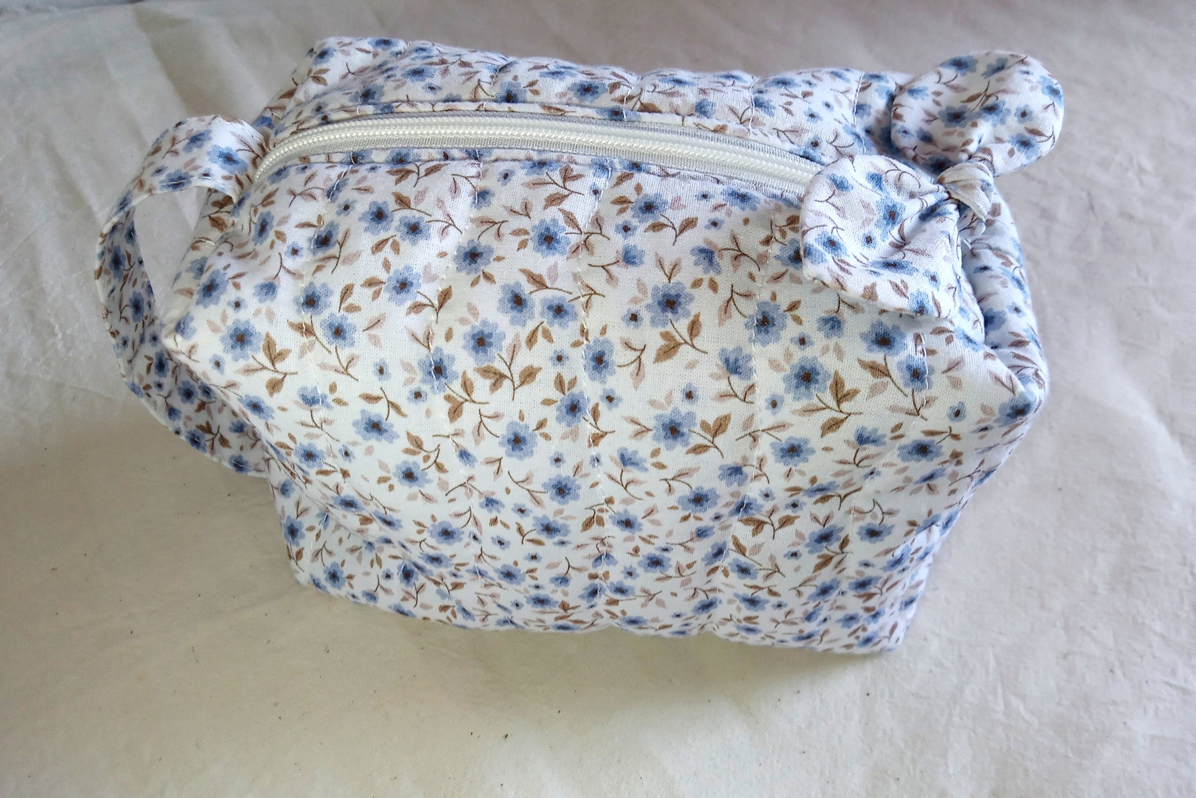 Beauty case trapuntato