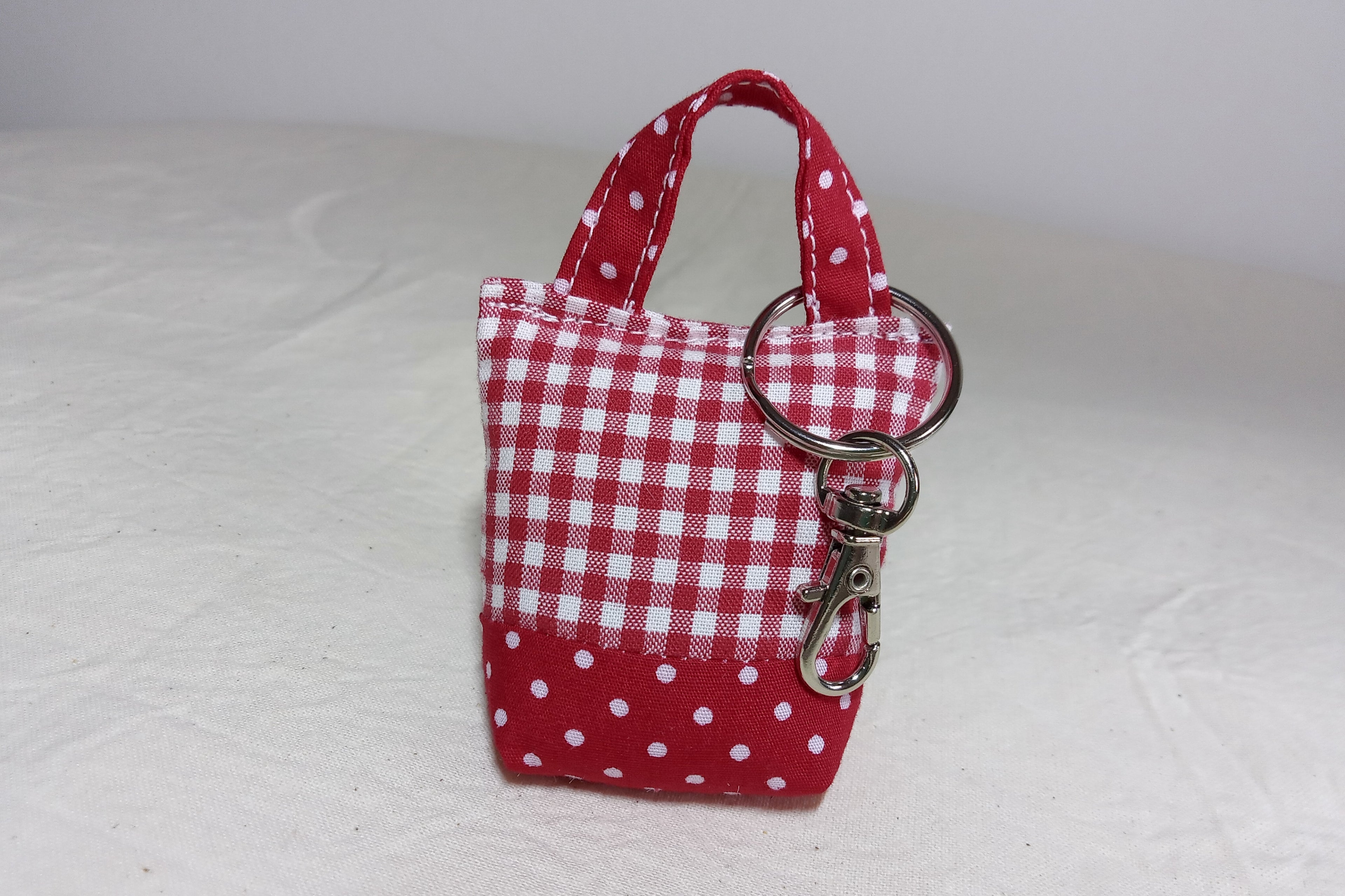 Portachiavi mini borsa artigianale – Pezzo unico fatto a mano