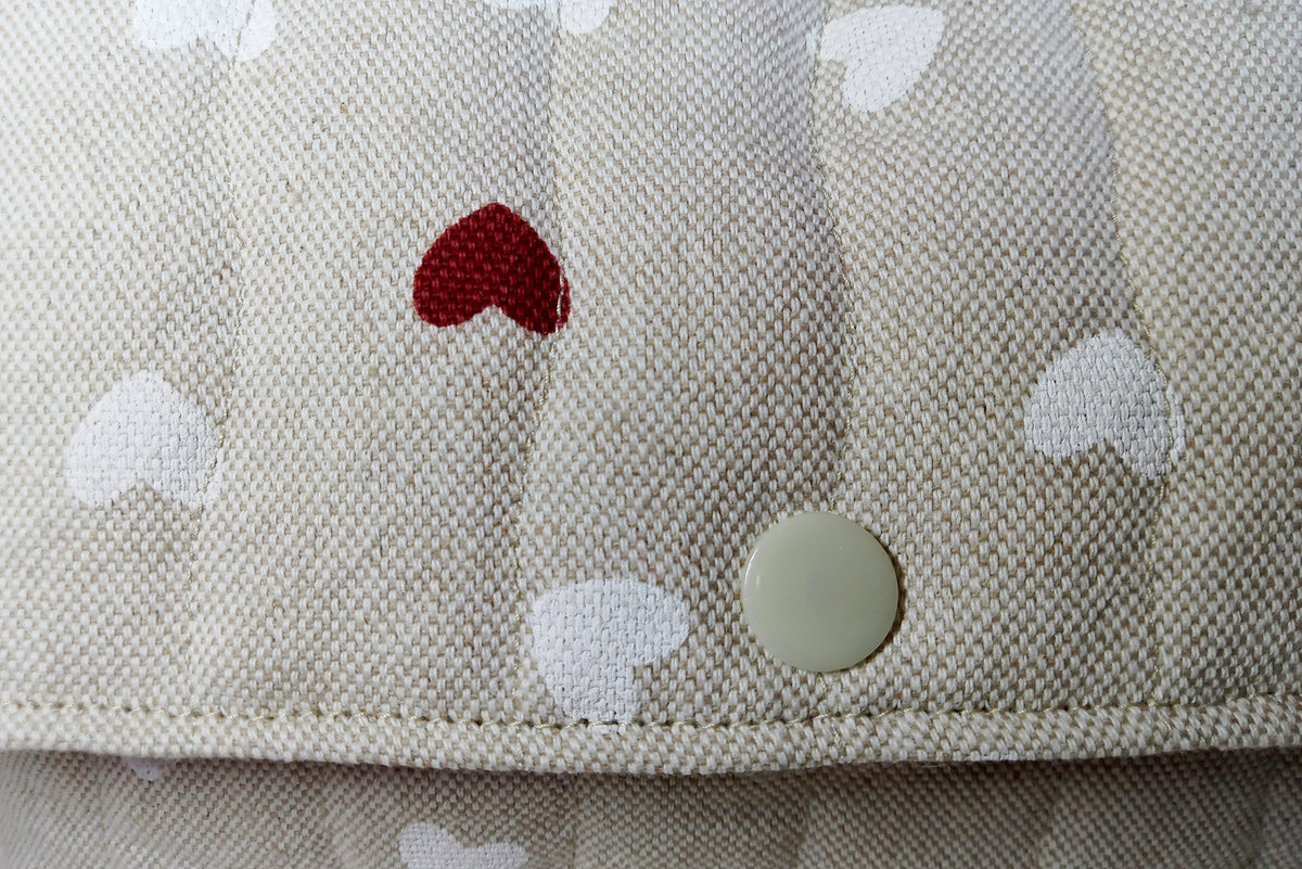 Pochette trapuntata con bottone - Cuori